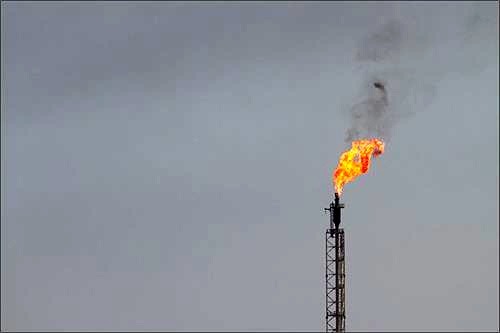 توضیح وزارت نفت در مورد سوزاندن گازهای مشعل