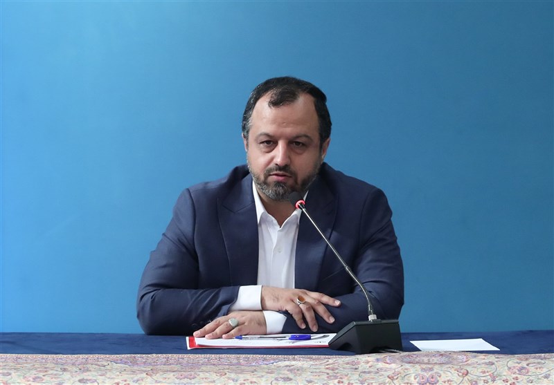 وزیر اقتصاد: مجمع تشخیص رویکرد خود در تدوین سیاست‌های کلی را اصلاح کند
