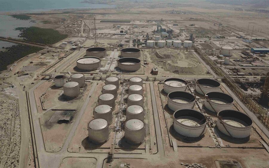 معاون پایین‌دستی شرکت گسترش انرژی پاسارگاد مطرح کرد: بهره‌برداری نهایی پالایشگاه نفت قشم در دولت سیزدهم