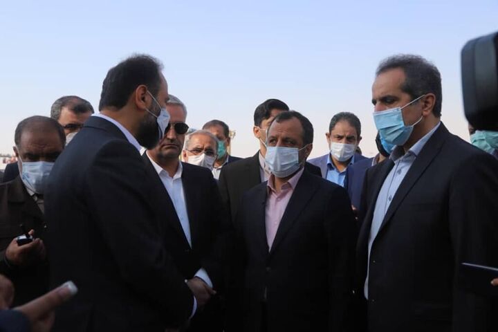 وزیر اقتصاد: فعالیت گمرک به عنوان دروازه بان اقتصادی ایران ۲۴ ساعته شود