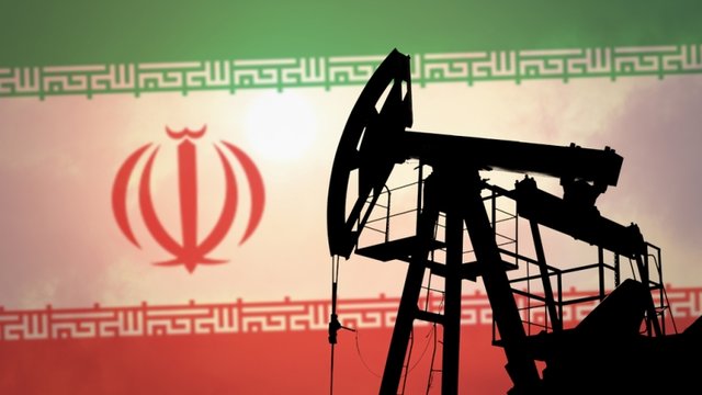 با پیشرفت مذاکرات برجامی فروش محموله‌های نفت ایران به چین کاهش یافت
