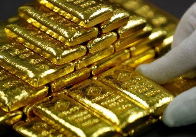 افزایش شدید قیمت طلا پس از حملات موشکی ایران به پایگاه‌های آمریکا