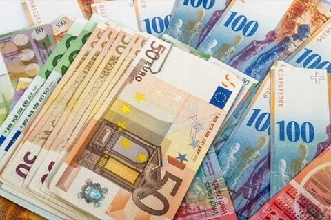 کاهش نرخ رسمی پوند،‏ یورو و ۲۴ ارز دیگر در ۲۹ دی ۱۴۰۰