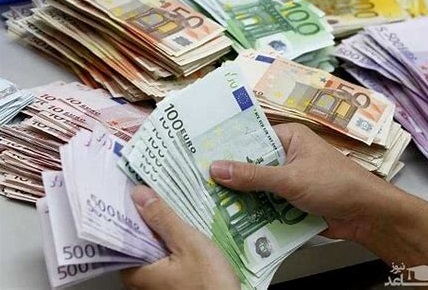 بر اساس اعلام بانک مرکزی؛ نرخ رسمی ۲۵ ارز افزایش یافت