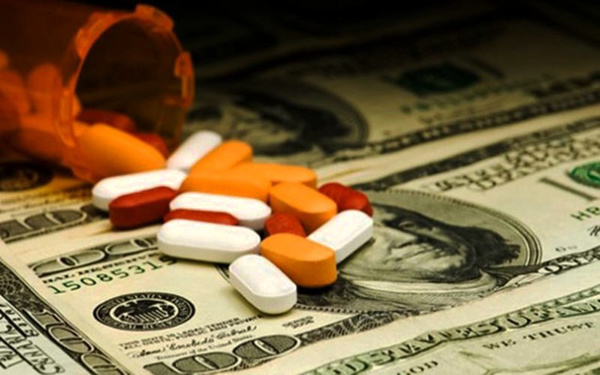 ۵۰۰ میلیون دلار ارز دولتی صنایع داروسازی کاهش یافت