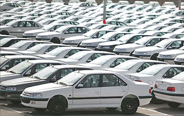۳۸۷ خودروی صفر کیلومتر در تهران کشف شد